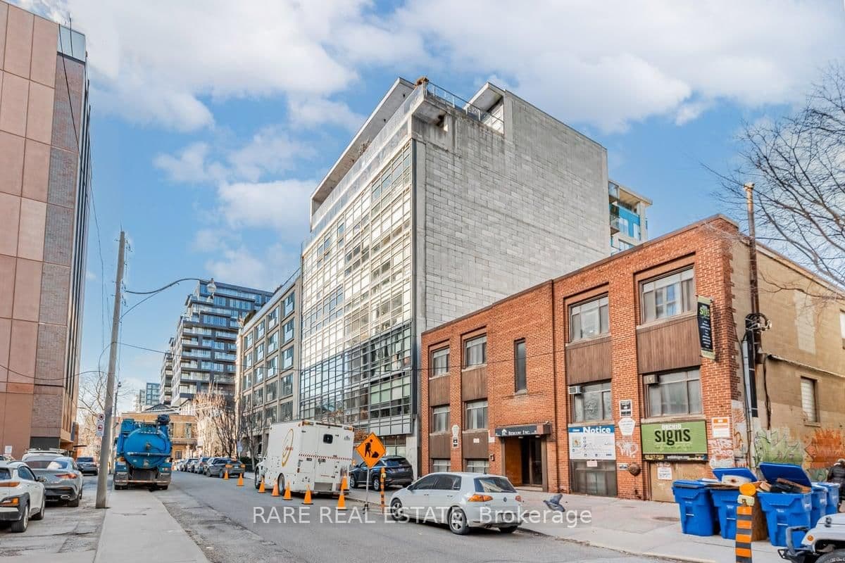 #302 - 42 Camden Street