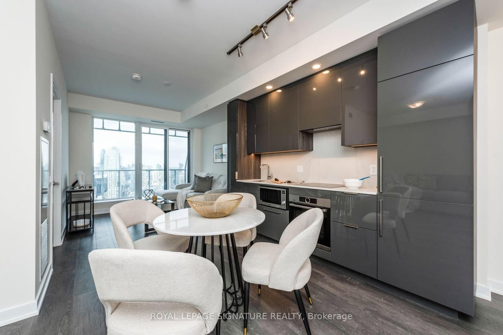 #5006 - 28 Freeland Street