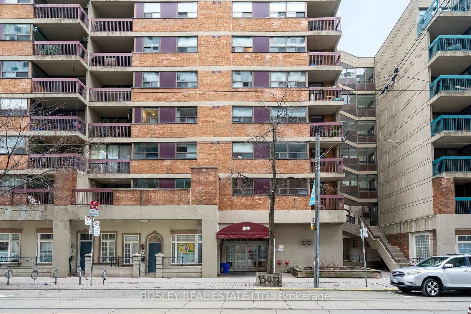 #613 - 89 McCaul Street W