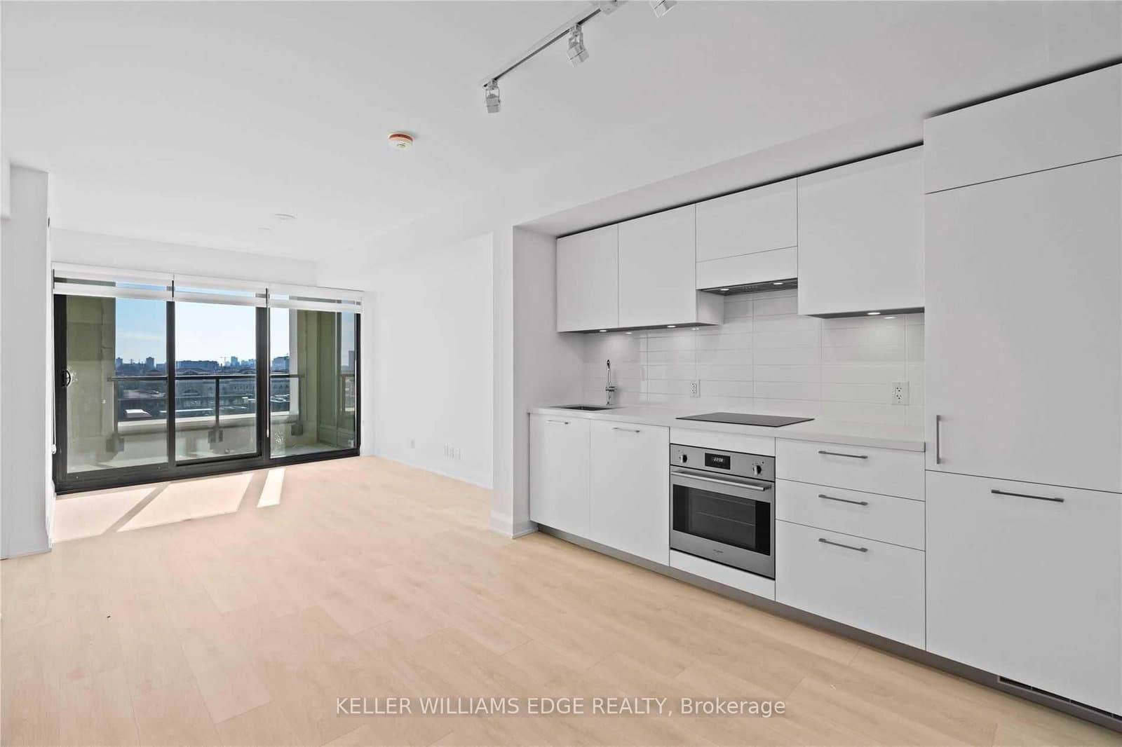 #507 - 33 Frederick Todd Way