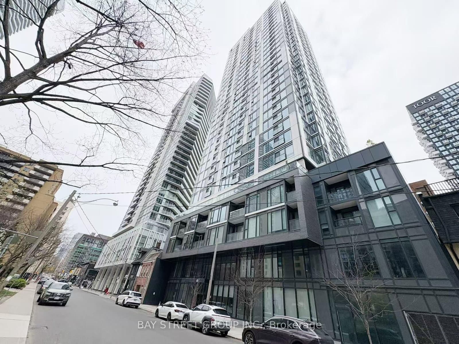 65 Mutual Street, Unit 1904