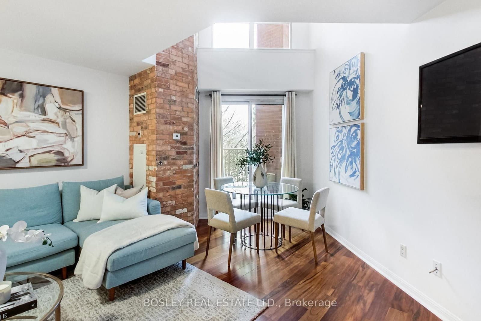 #215 - 119 Merton Street