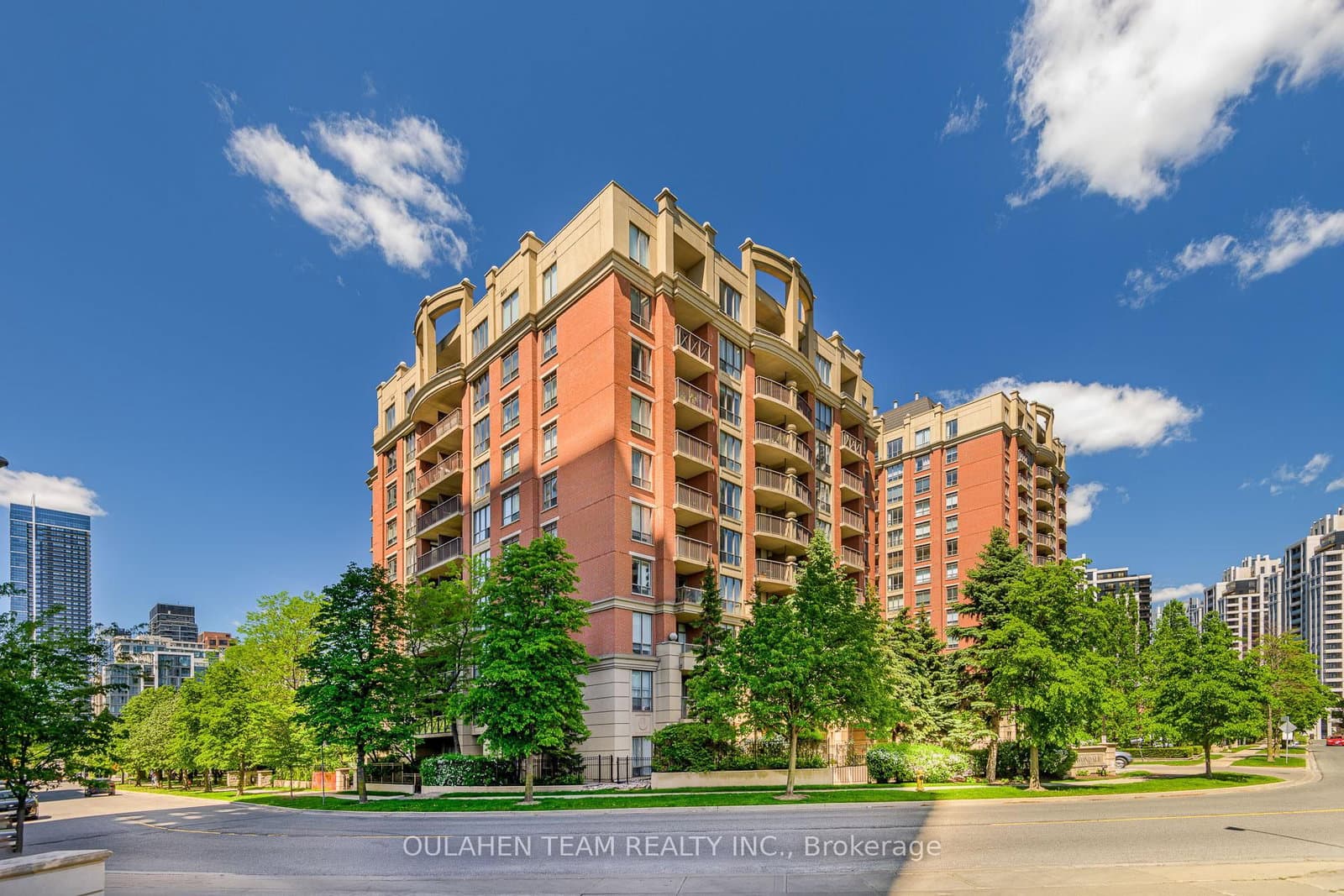 #202 - 51 Harrison Garden Boulevard