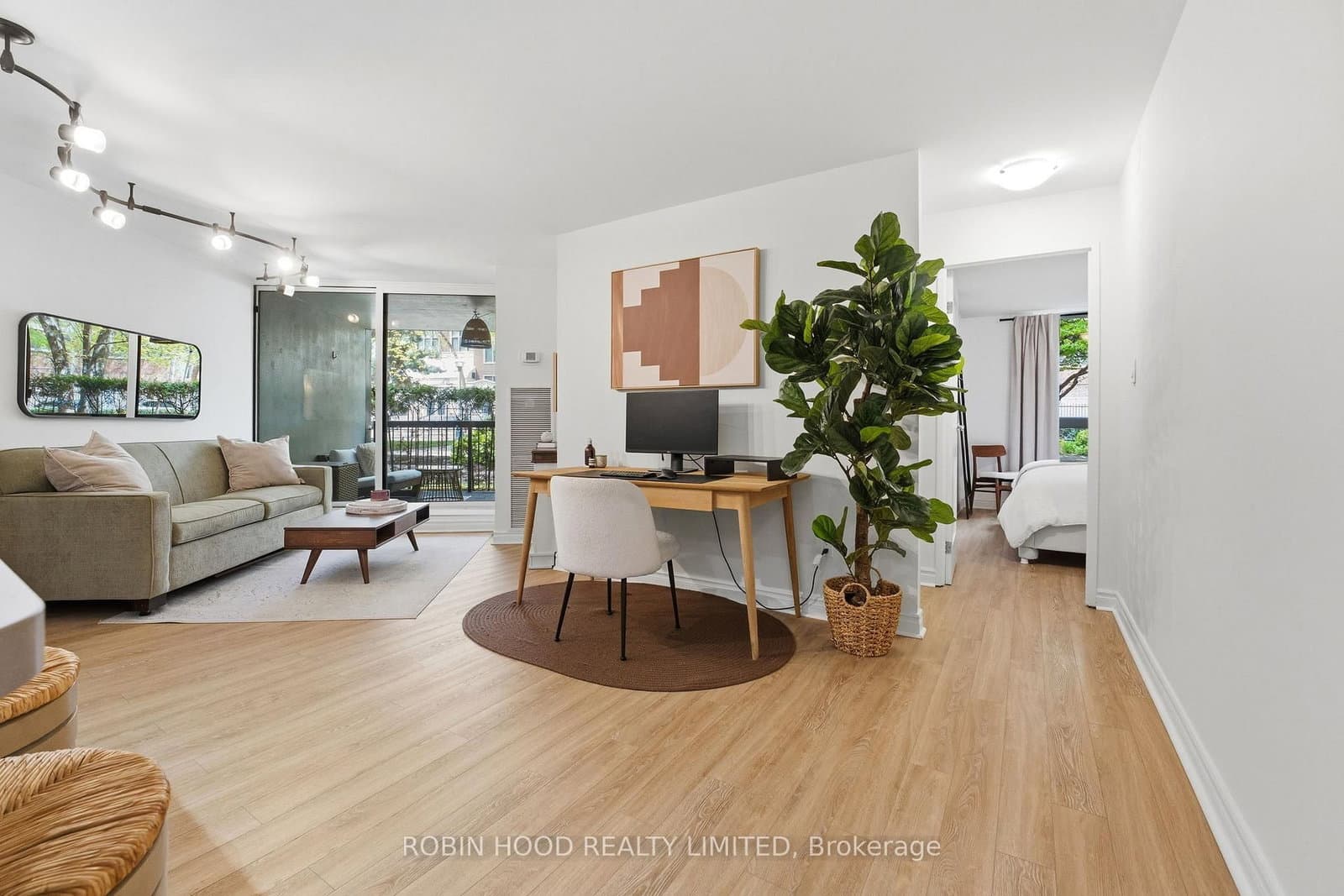 #123 - 77 Maitland Place