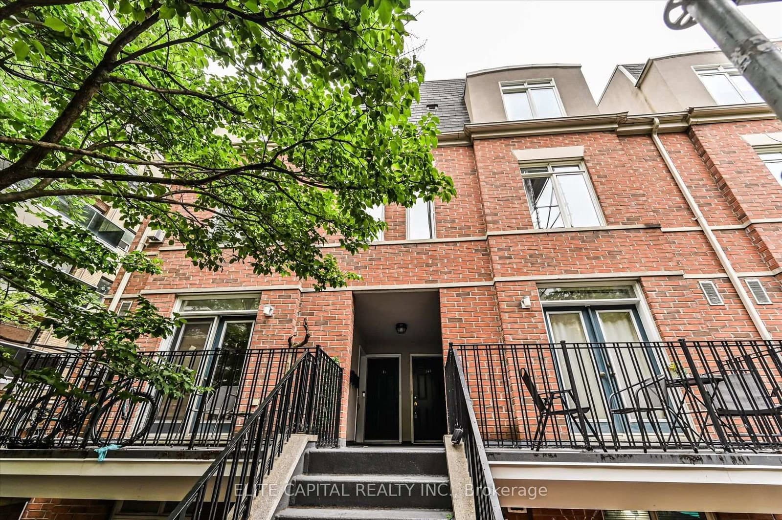 #369 - 415 Jarvis Street