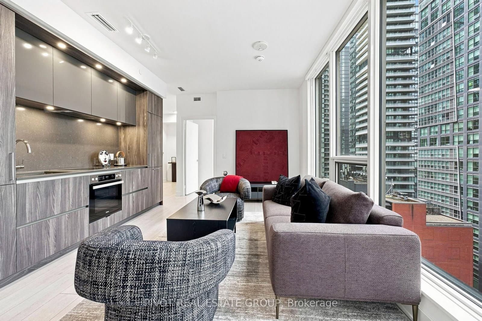 #1206 - 15 Mercer Street