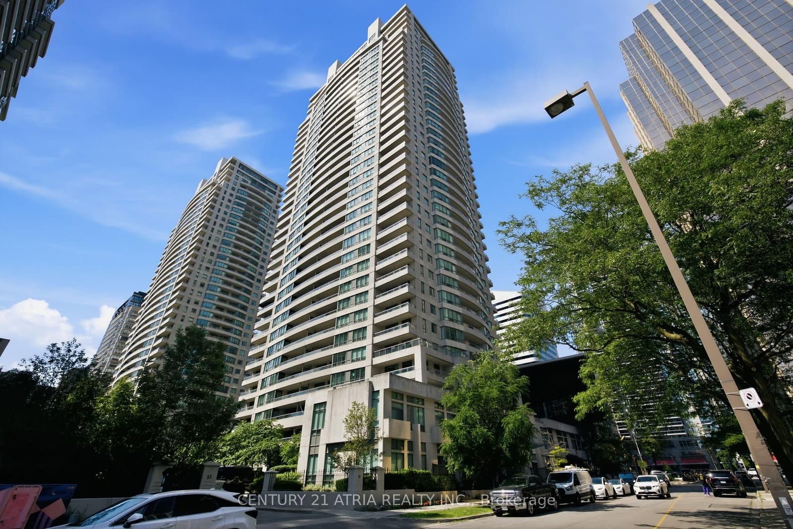#PH202 - 23 Hollywood Avenue