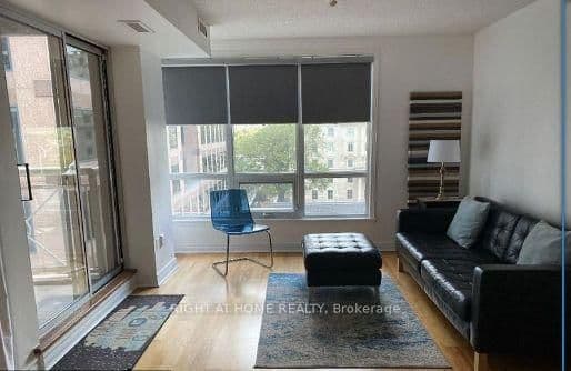 #701 - 100 Hayden Street