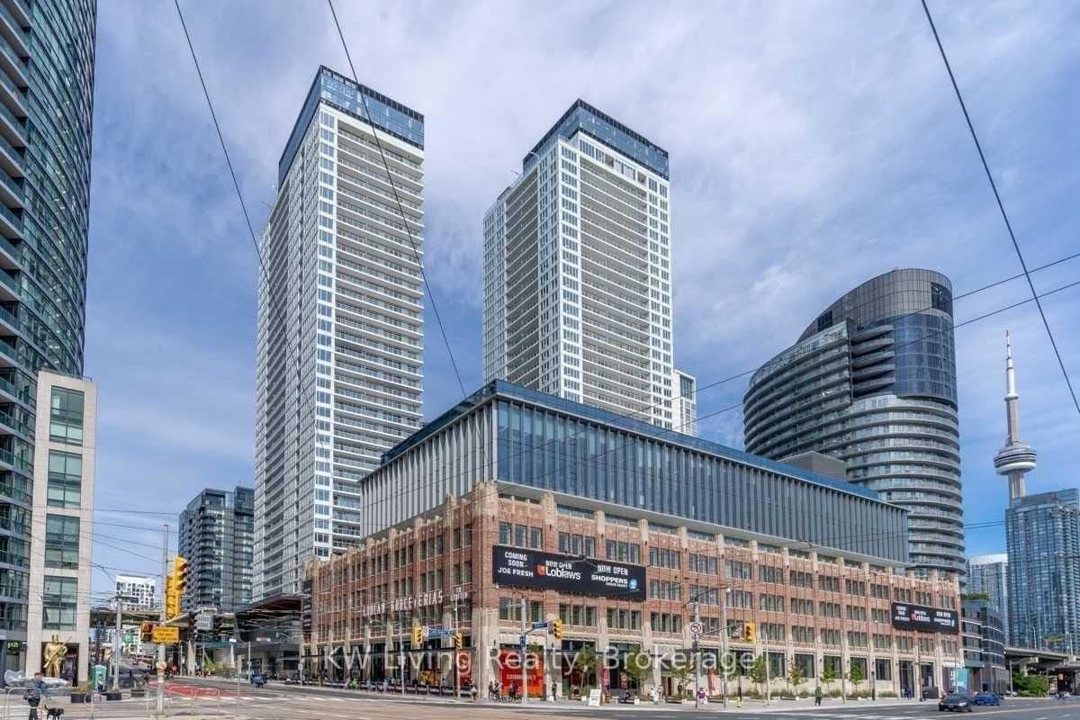 #1006 - 19 Bathurst Street