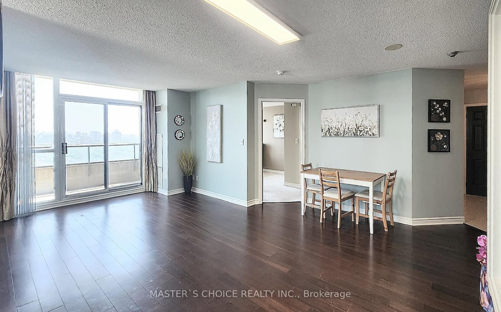 #2805 - 18 Spring Garden Avenue