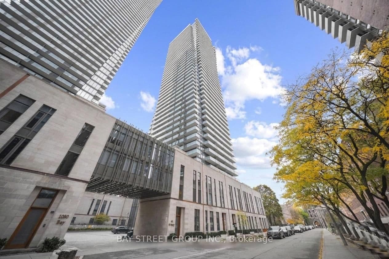 #2910 - 65 St Mary Street