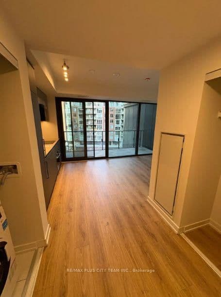 35 Parliament Street, Unit 502