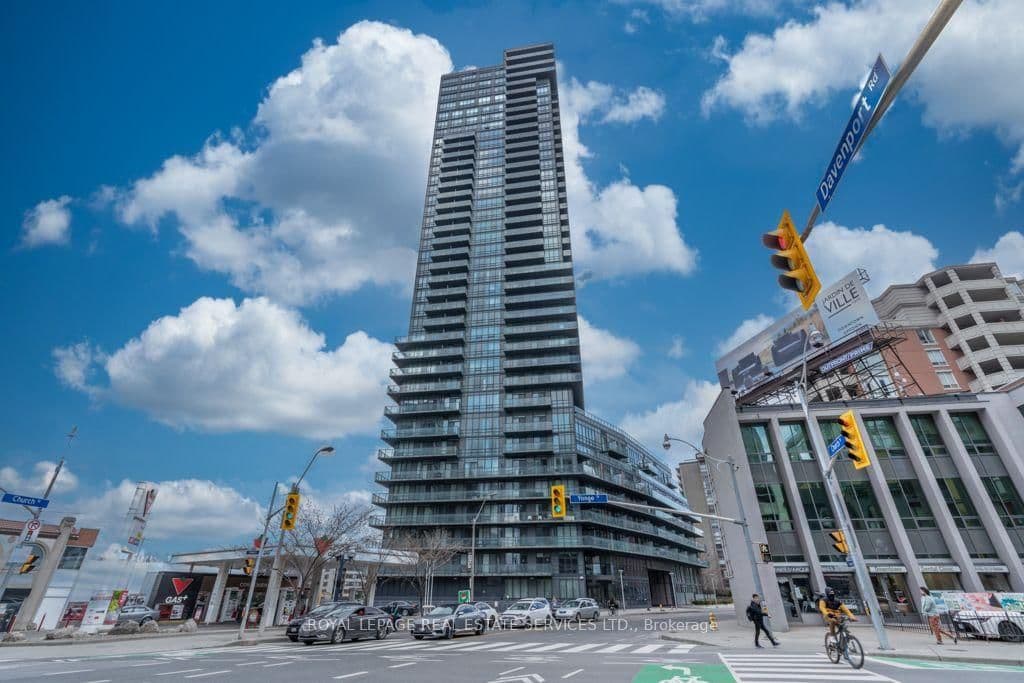 #2706 - 825 Church Street