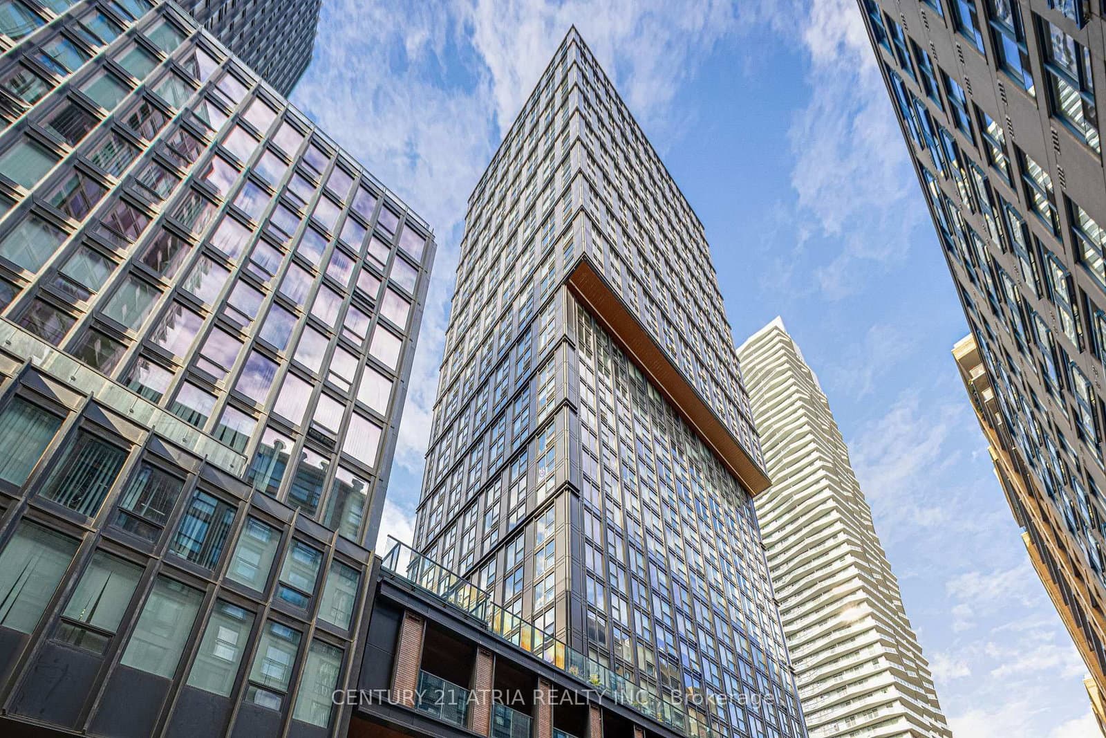 #P4 #71 - 82 Dalhousie Street