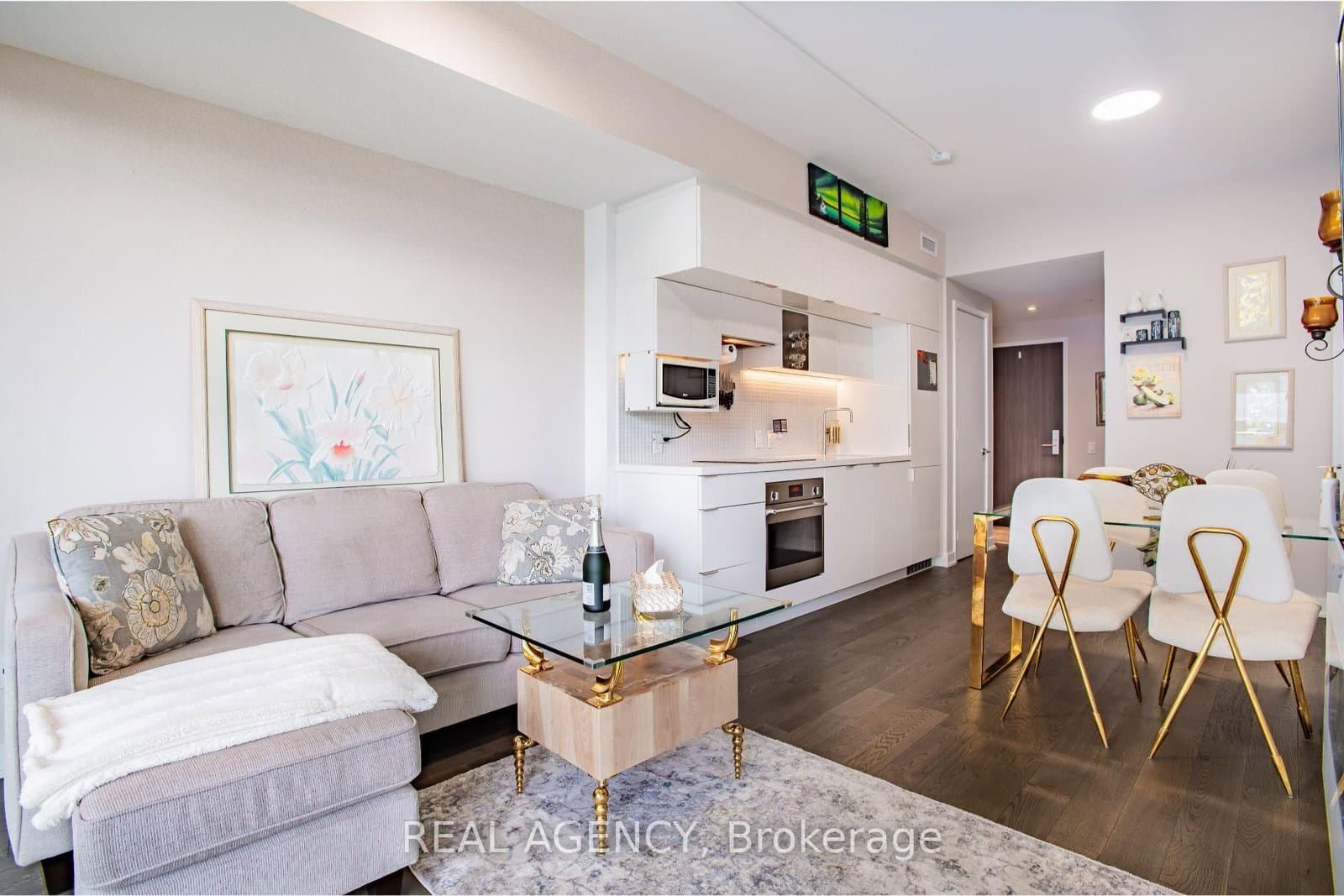 #2512 - 185 Roehampton Avenue