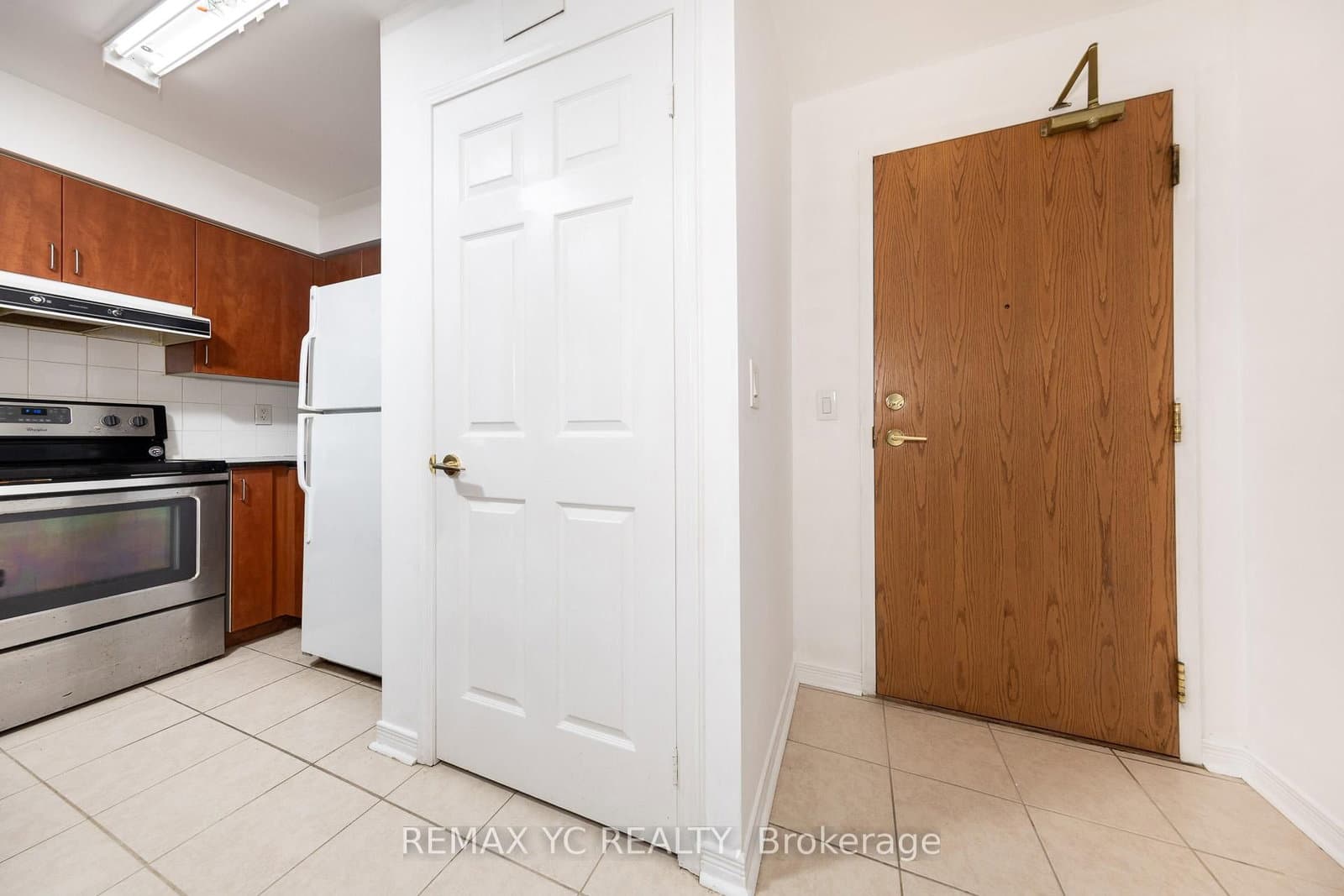 #2410 - 5500 Yonge Street