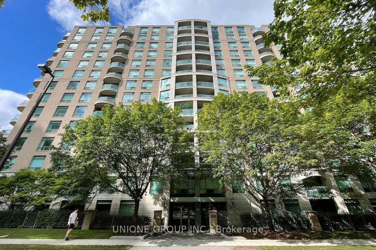 #506 - 8 PEMBERTON Avenue
