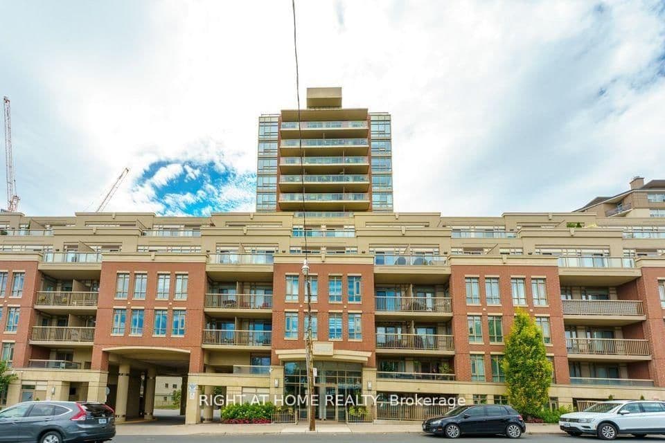 #327 - 900 Mount Pleasant Road