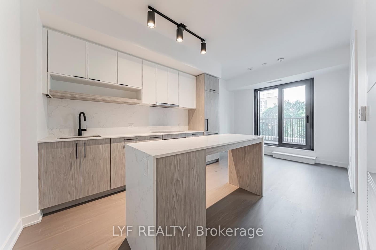 91 Montclair Avenue, Unit 826