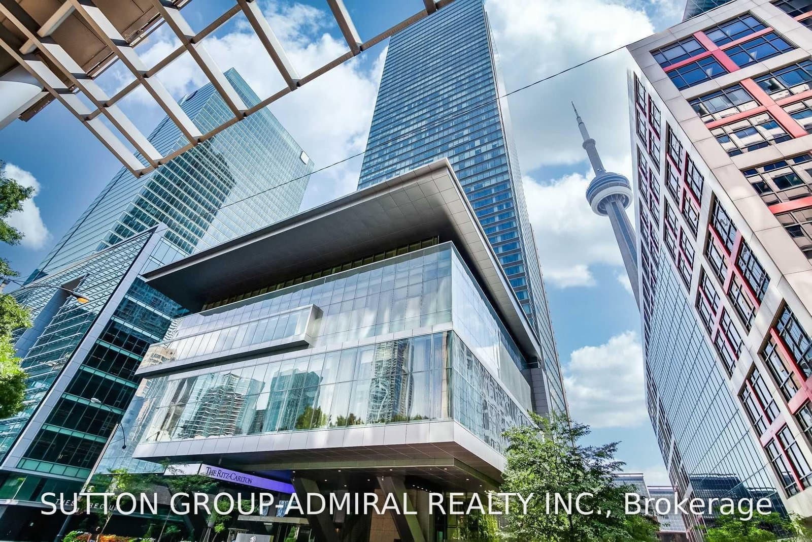 #2202 - 183 Wellington Street W