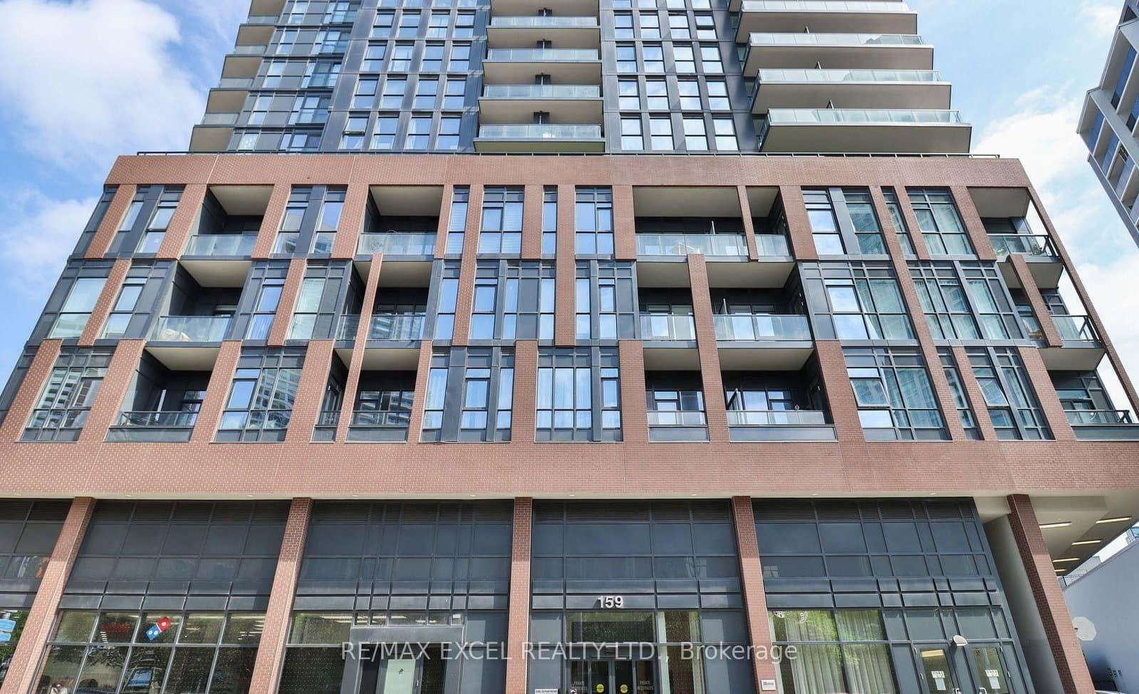 159 Wellesley Street E, Unit 406