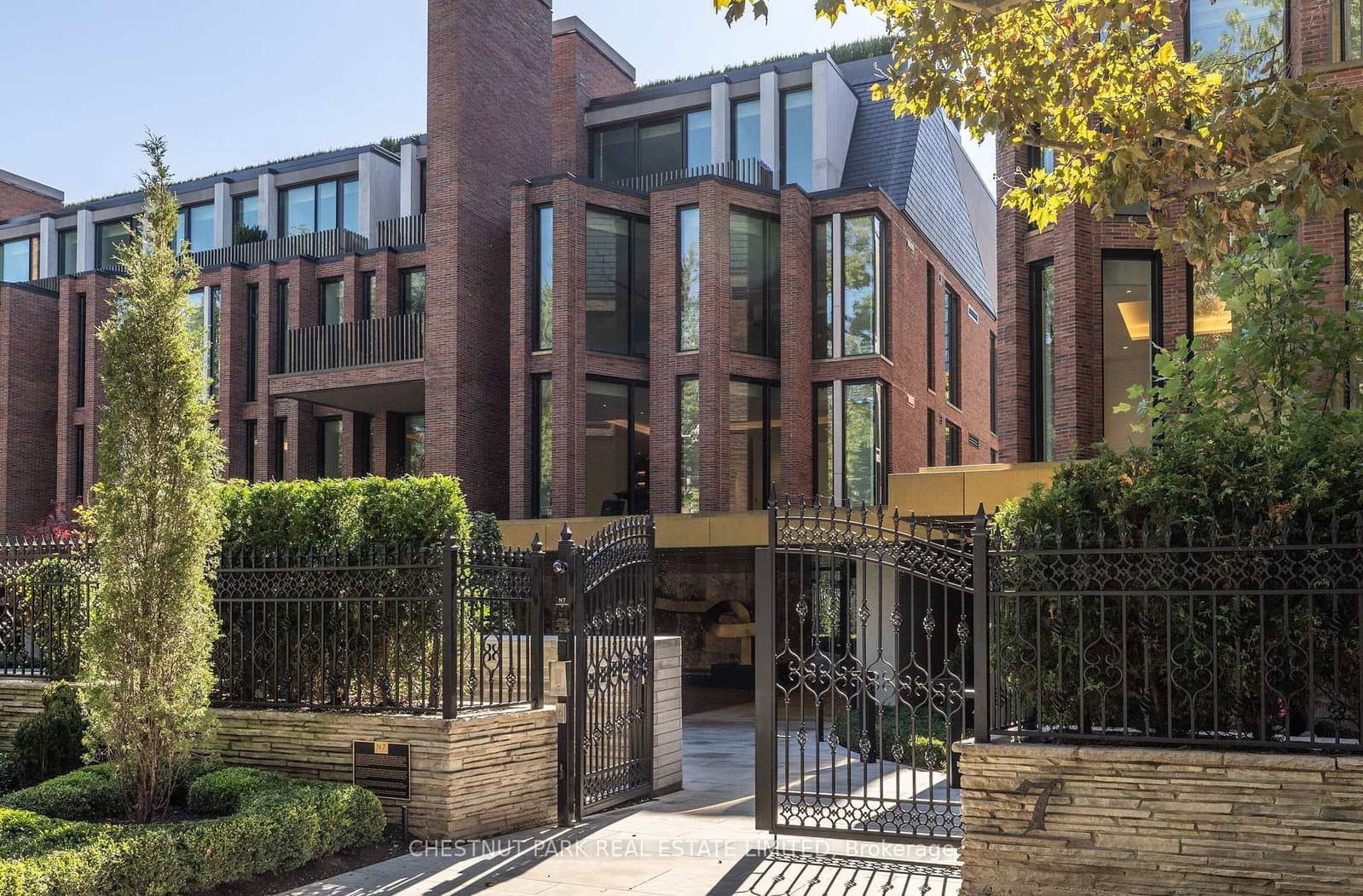 #205 - 7 Dale Avenue
