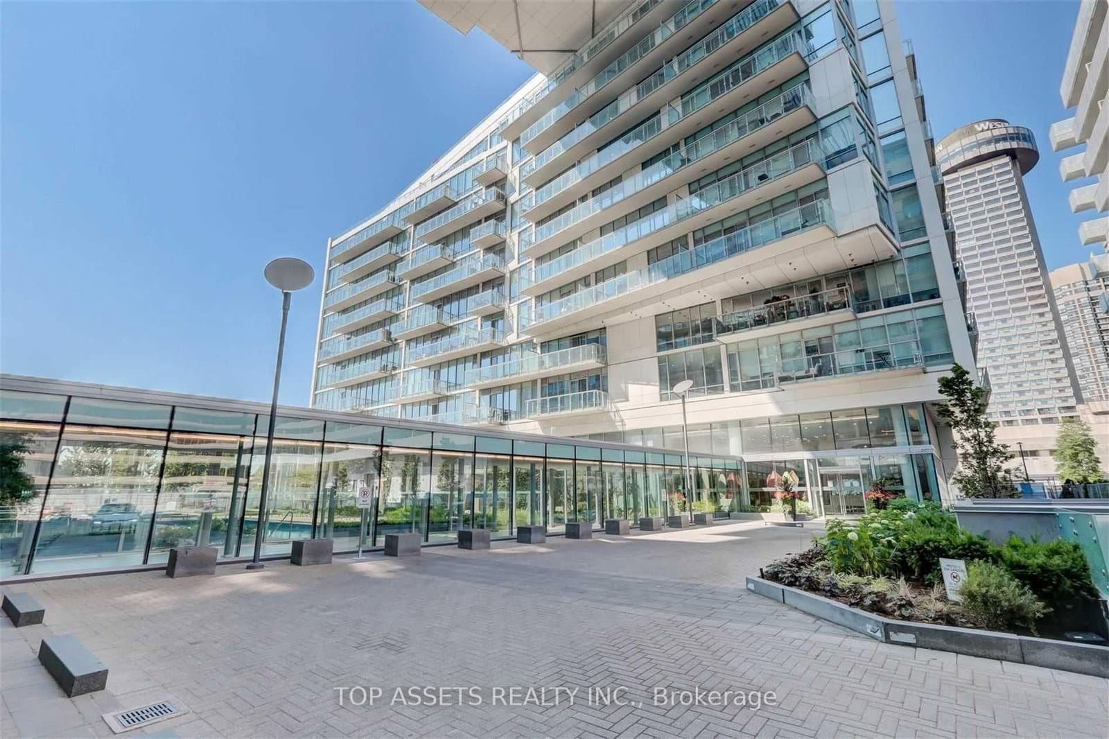 29 Queens Quay E, Unit 919