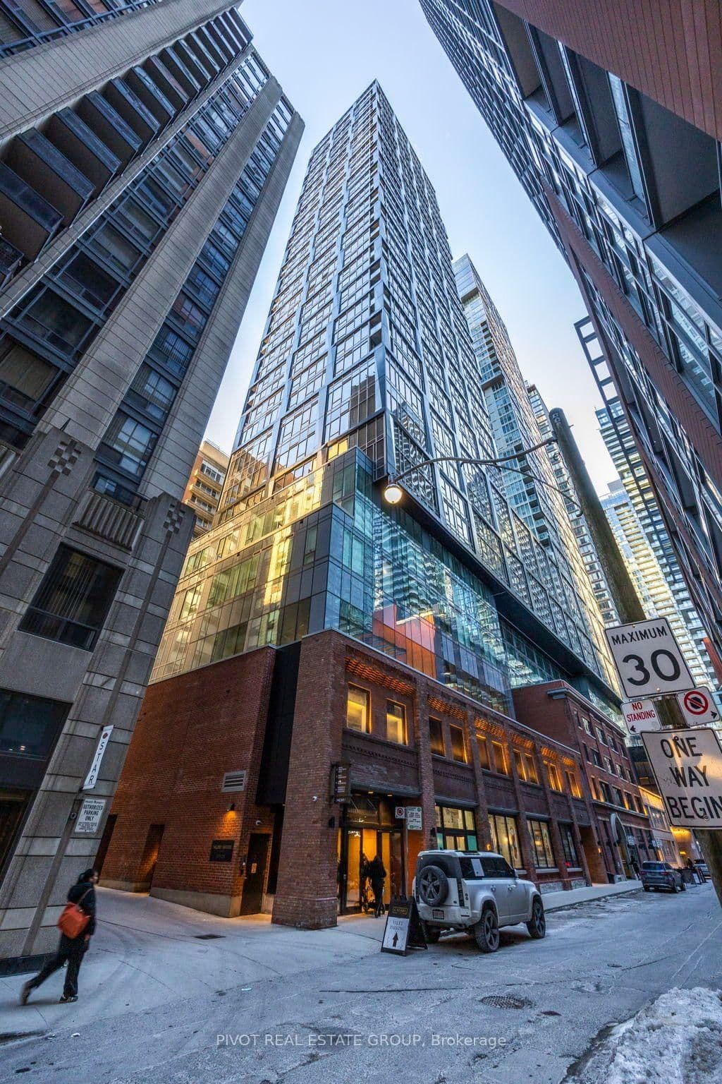 #518 - 15 Mercer Street
