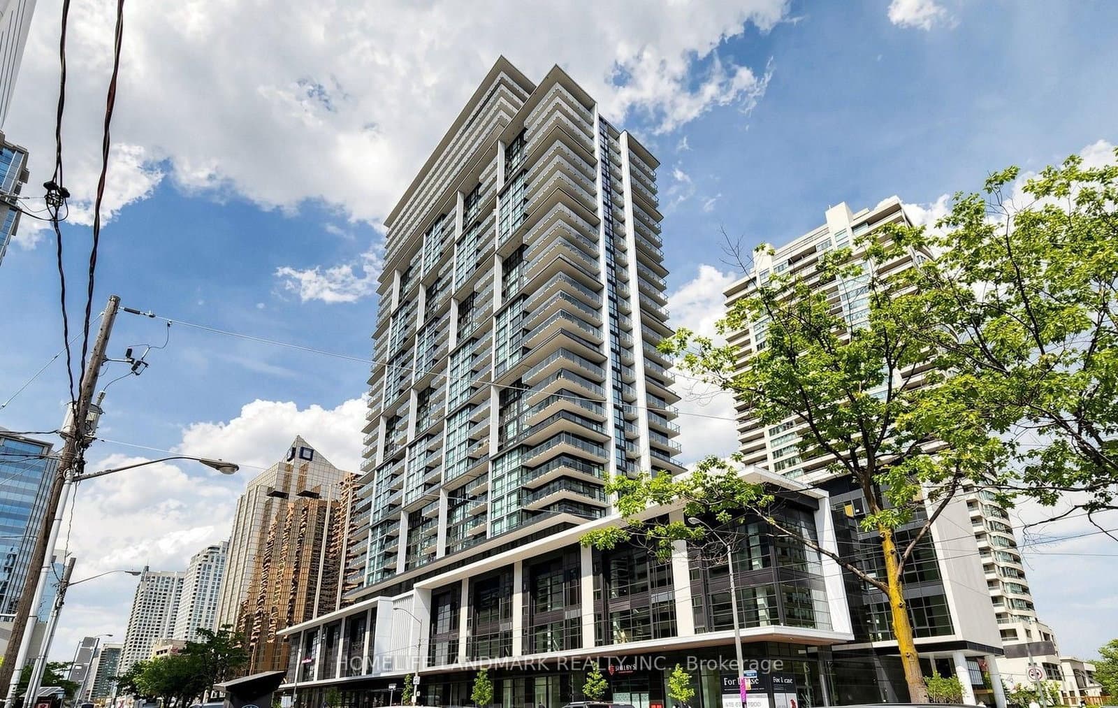 #818 - 4955 yonge Street