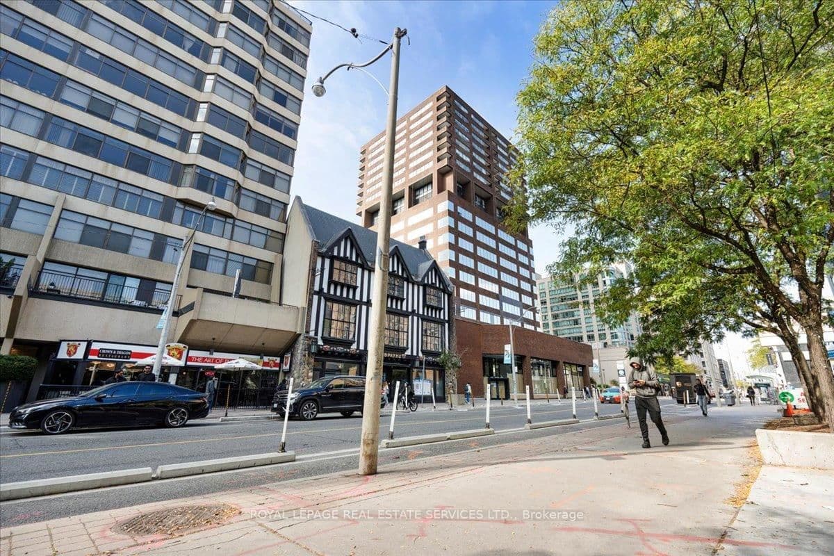 914 Yonge Street, Unit 1214