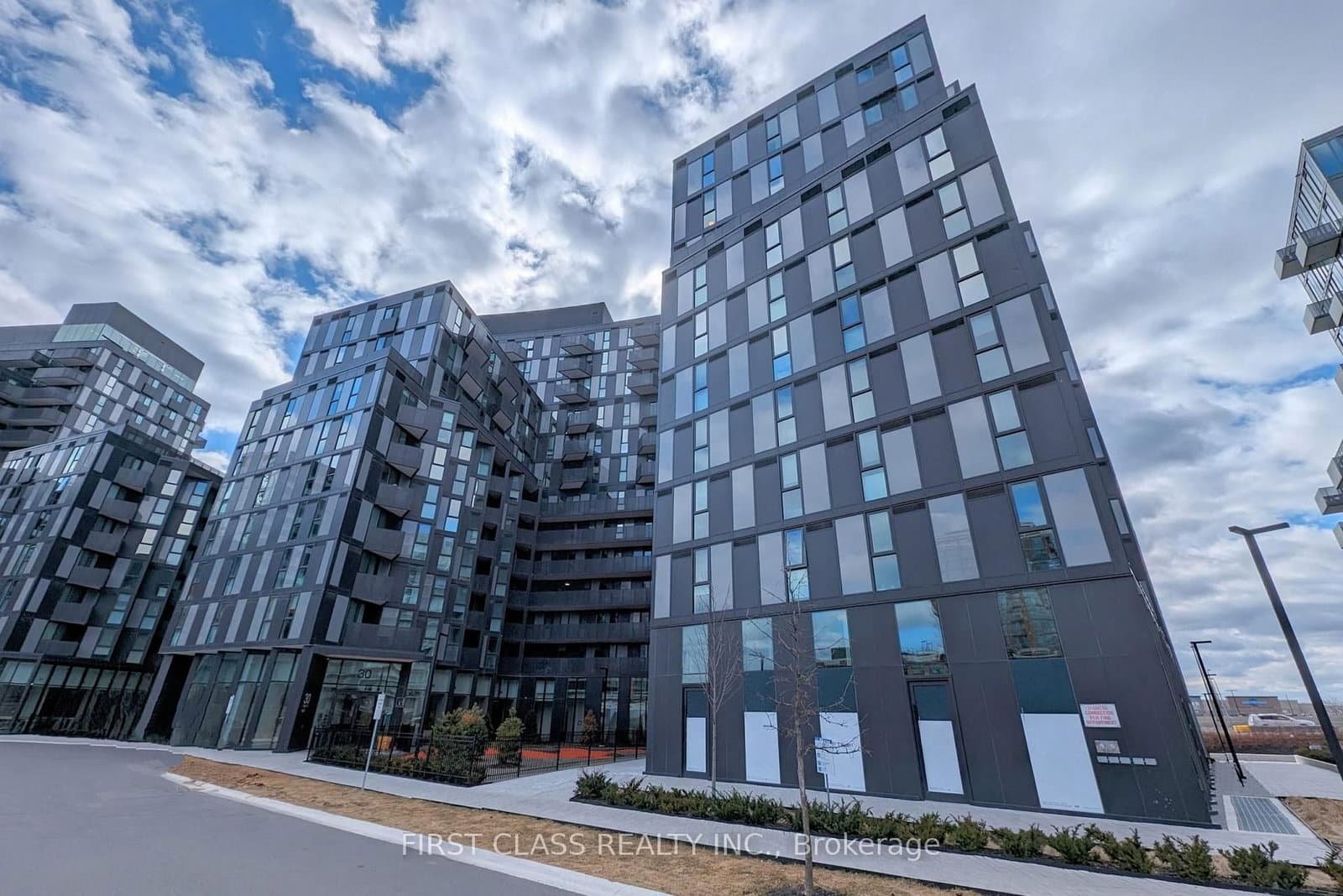 30 Tretti Way, Unit 1202