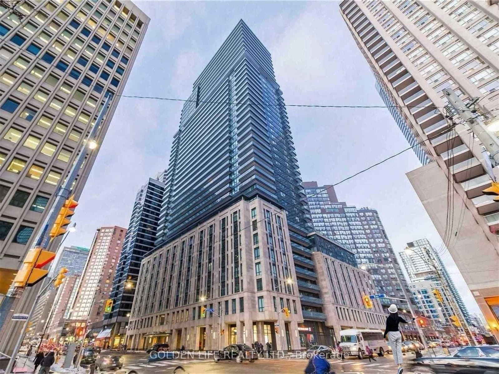 955 Bay Street, Unit 3802