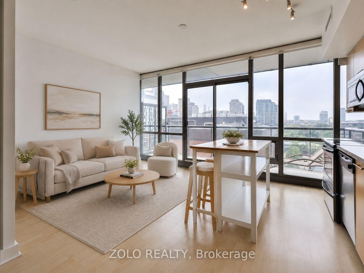 #901 - 33 Mill Street