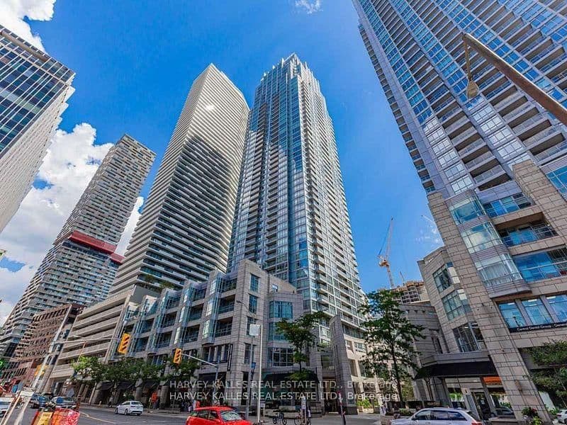 #504 - 2191 Yonge Street