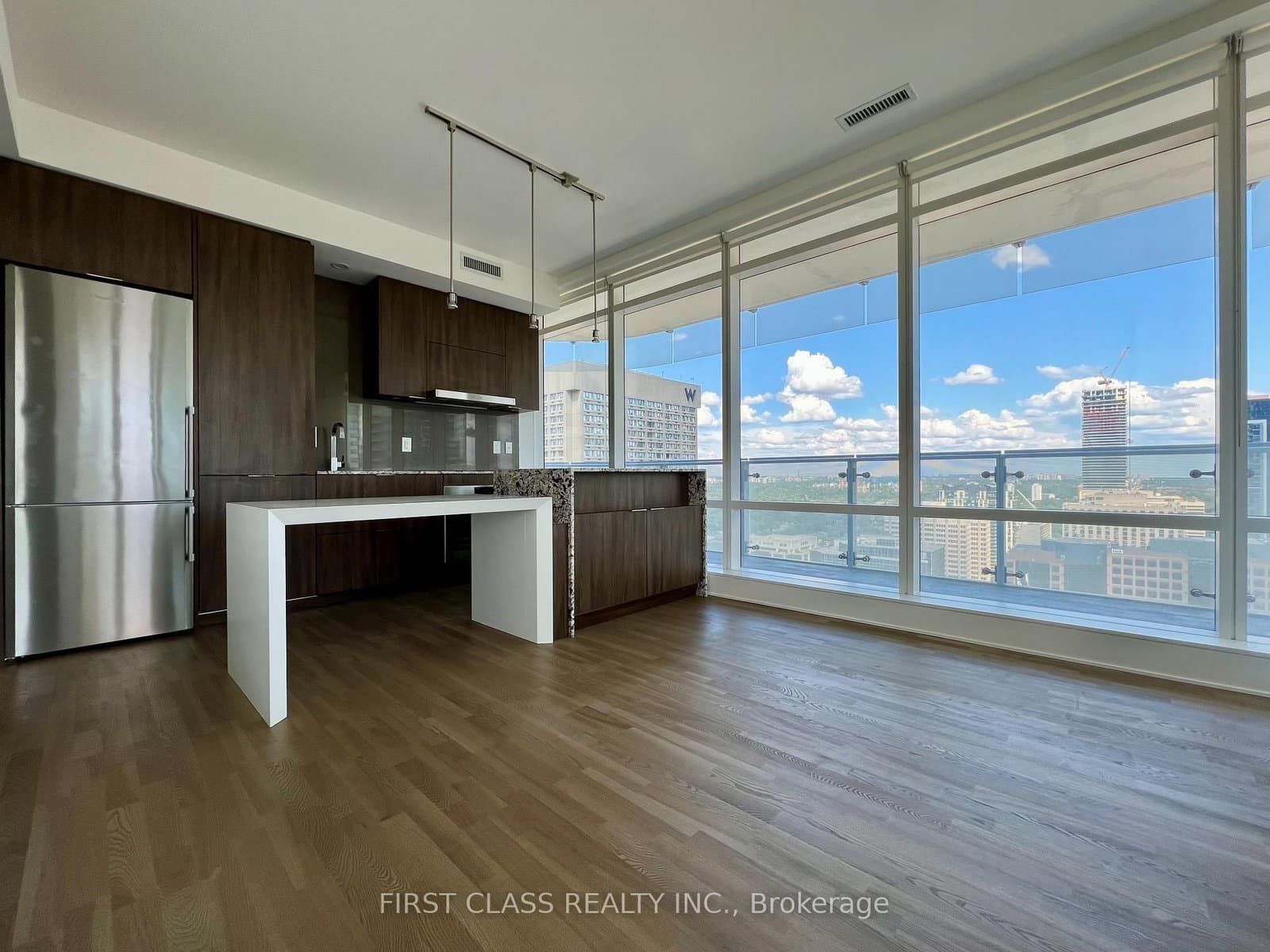 1 Bloor Street E