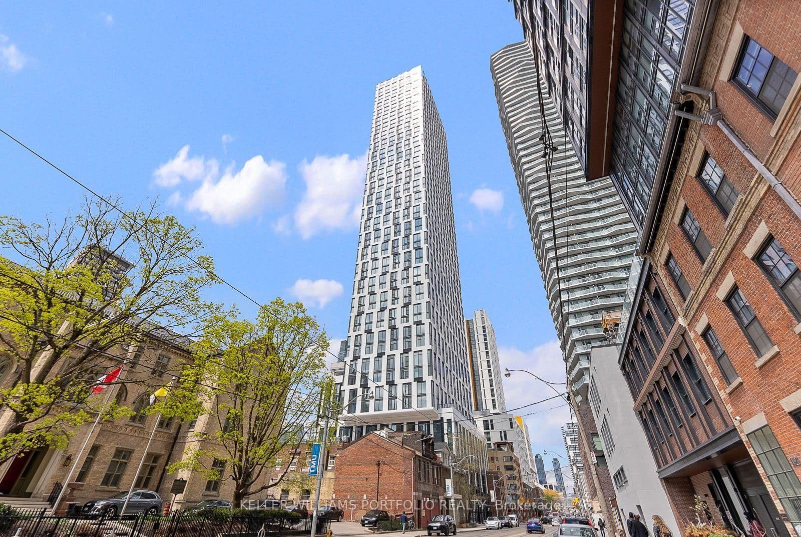 252 Church Street, Unit PH16