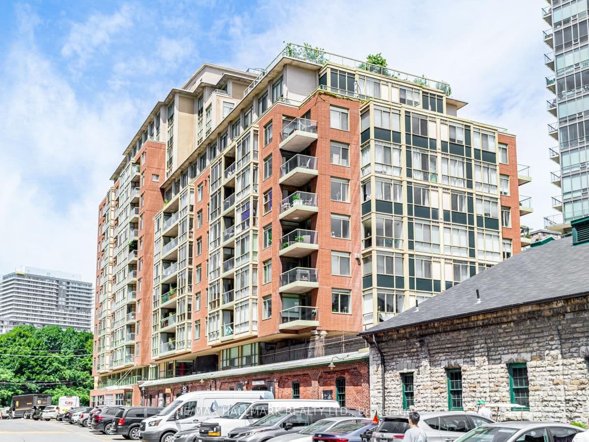 #1102 - 39 Parliament Street
