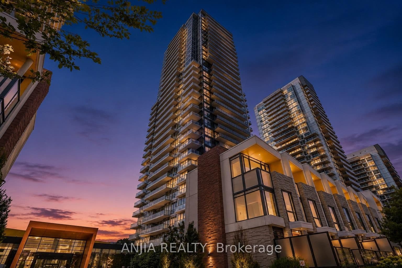 #TH607 - 85 McMahon Drive