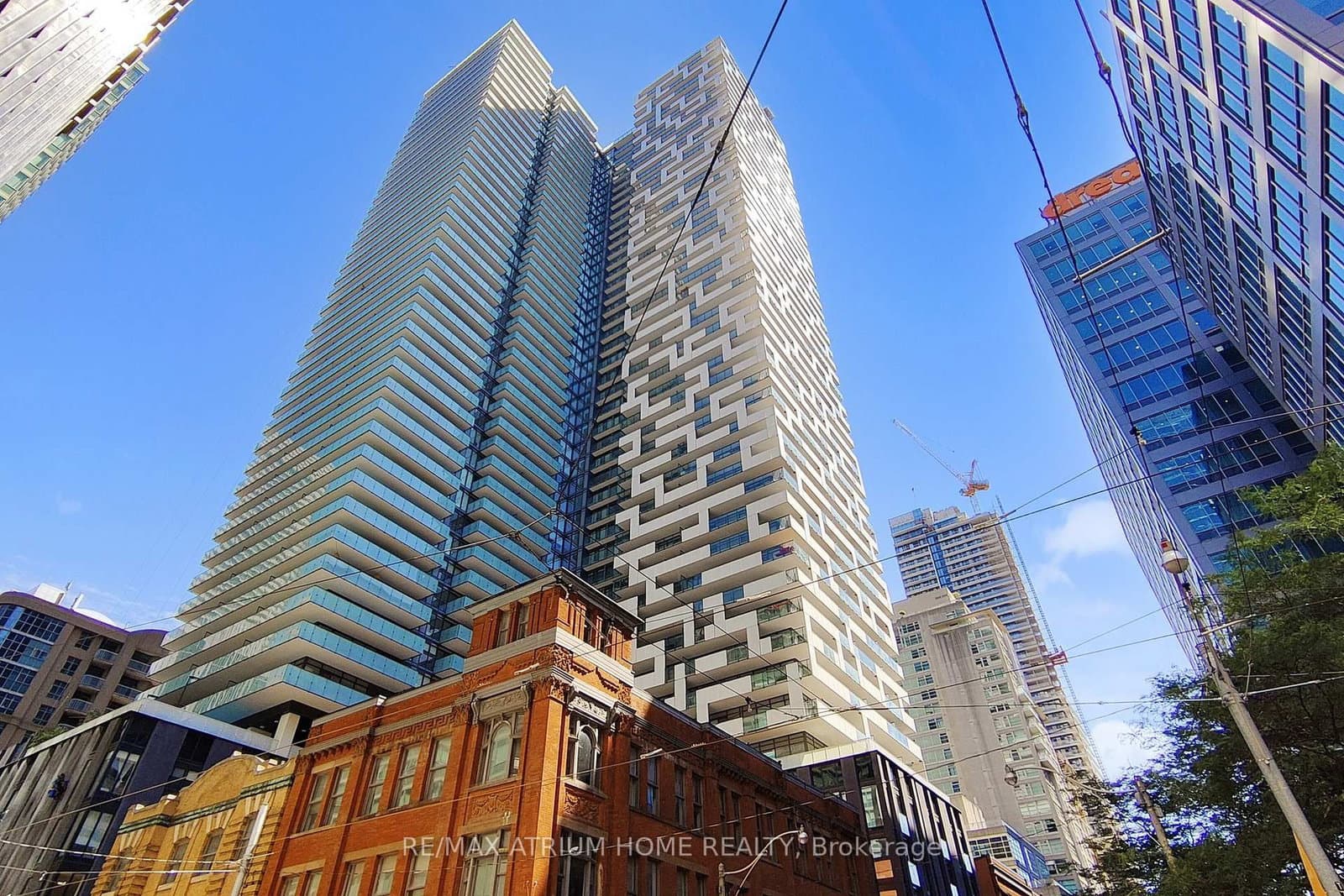 #3505 - 20 LOMBARD Street