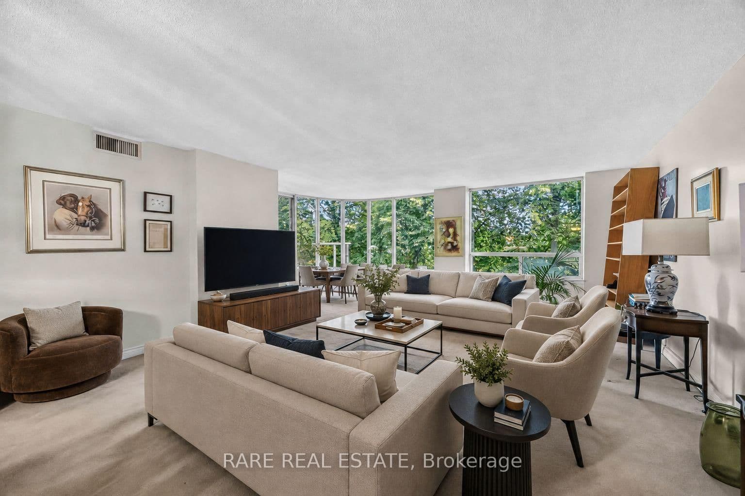 #412 - 1177 Yonge Street