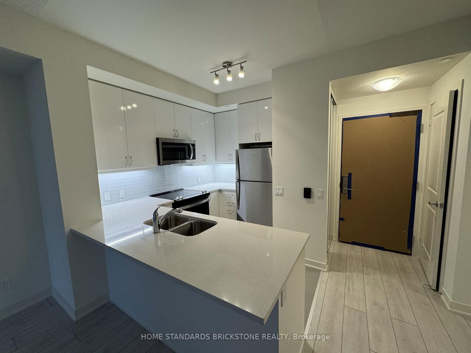 4955 Yonge Street, Unit 1709