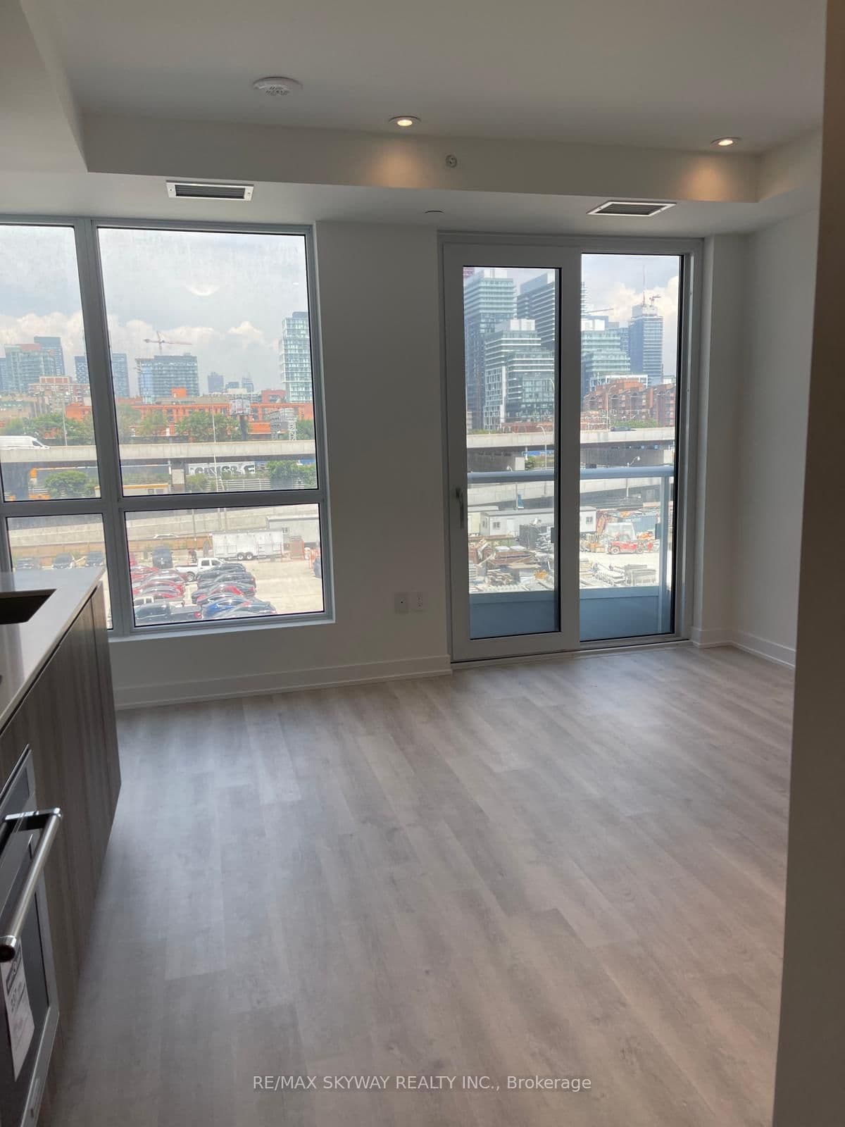 15 Richardson Street, Unit 405