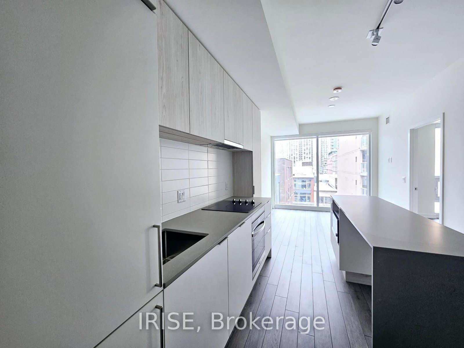89 Church Street, Unit 607