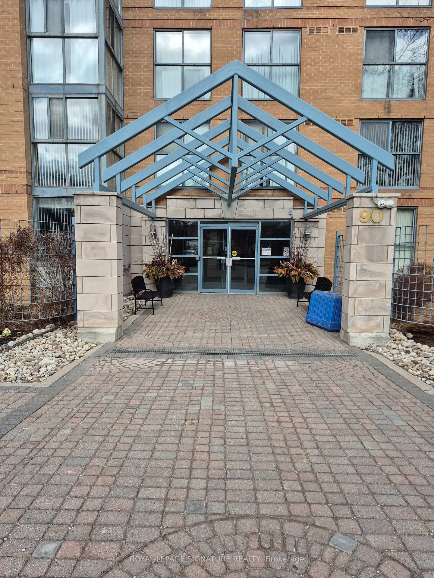 #1607 - 90 Dale Avenue