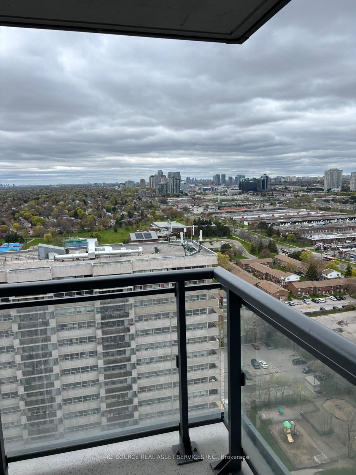 30 Meadowglen Place, Unit 2504
