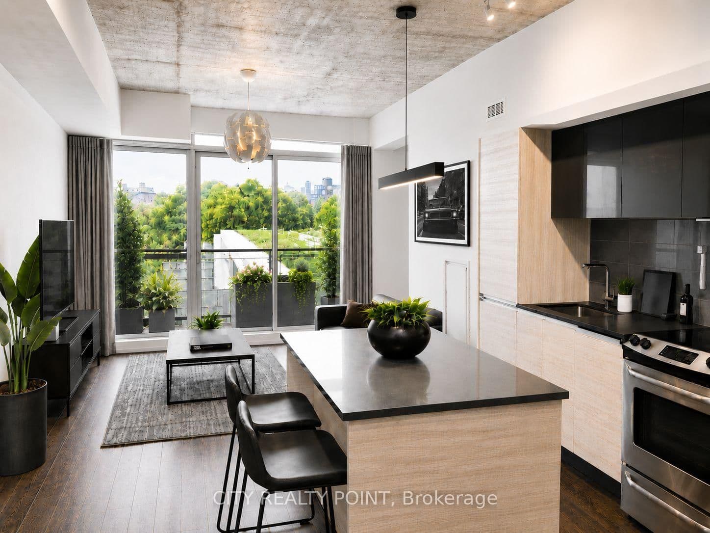 1190 Dundas Street E, Unit 505