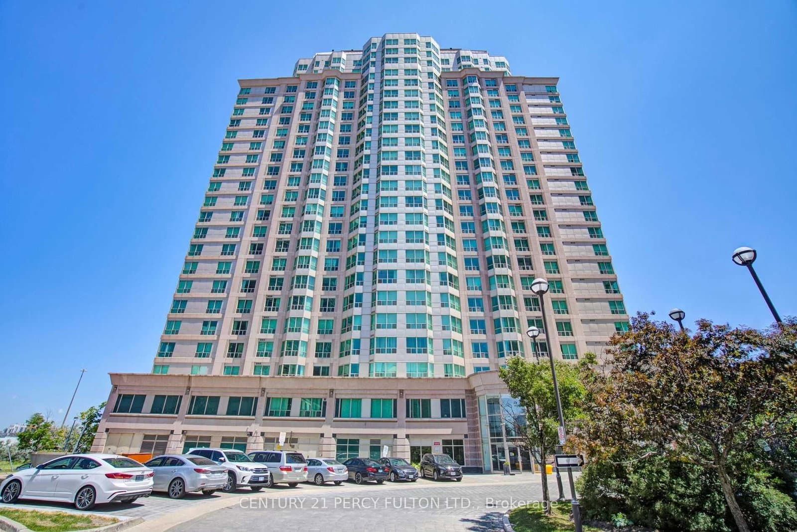 #2010 - 11 Lee Centre Drive