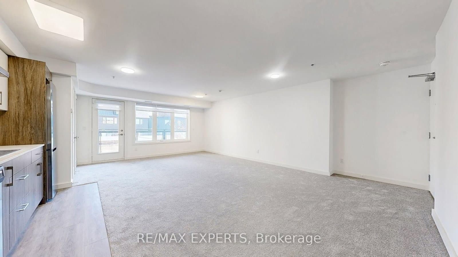#203 - 45 Connaught Avenue