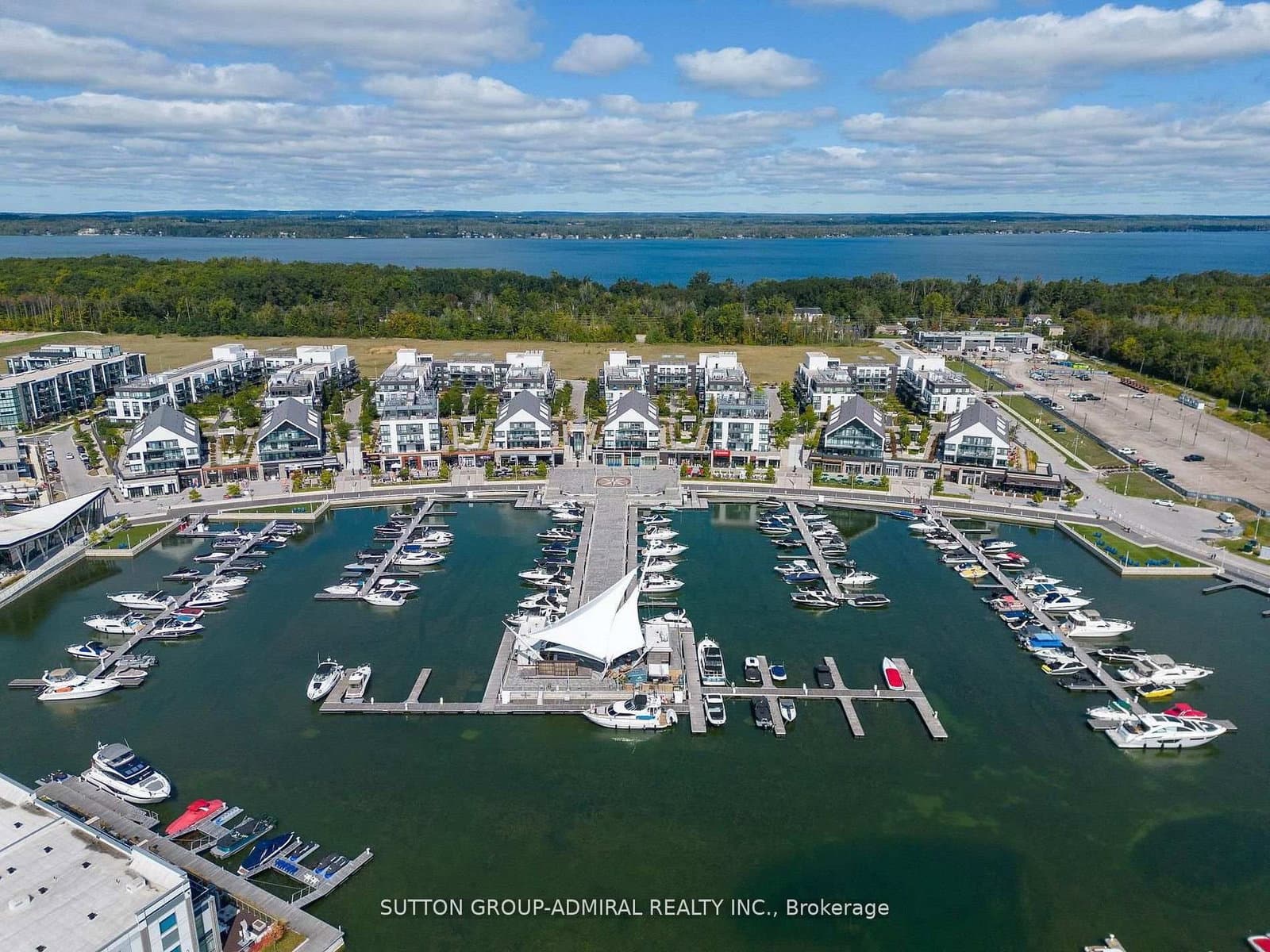 #431 - 415 Sea Ray Avenue