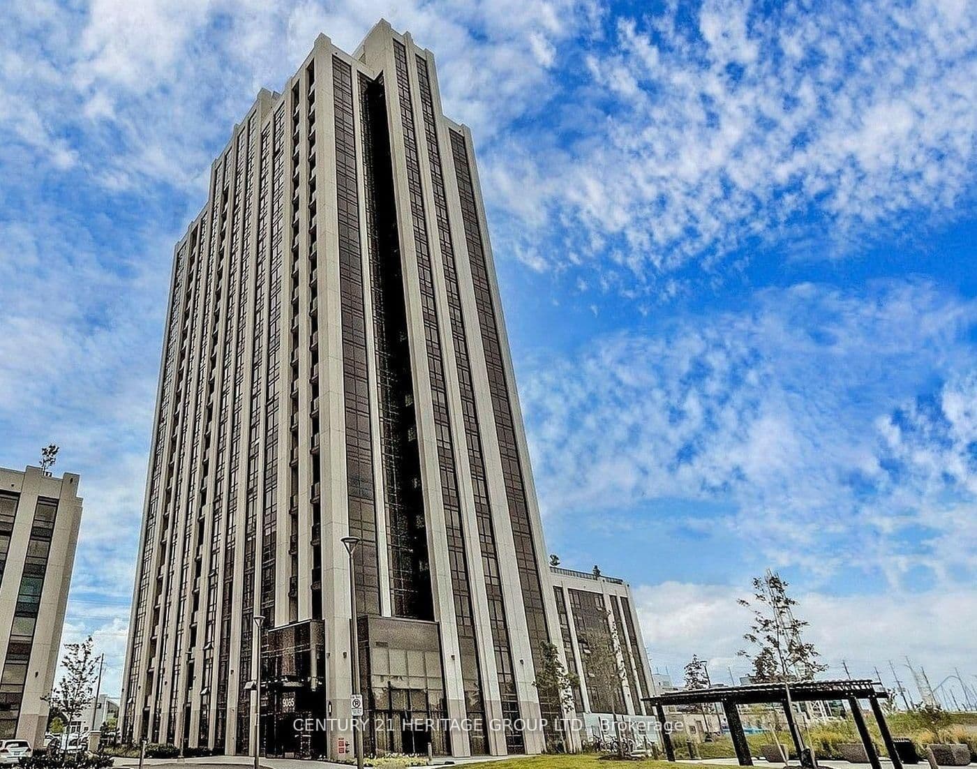 9085 Jane Street, Unit 1512